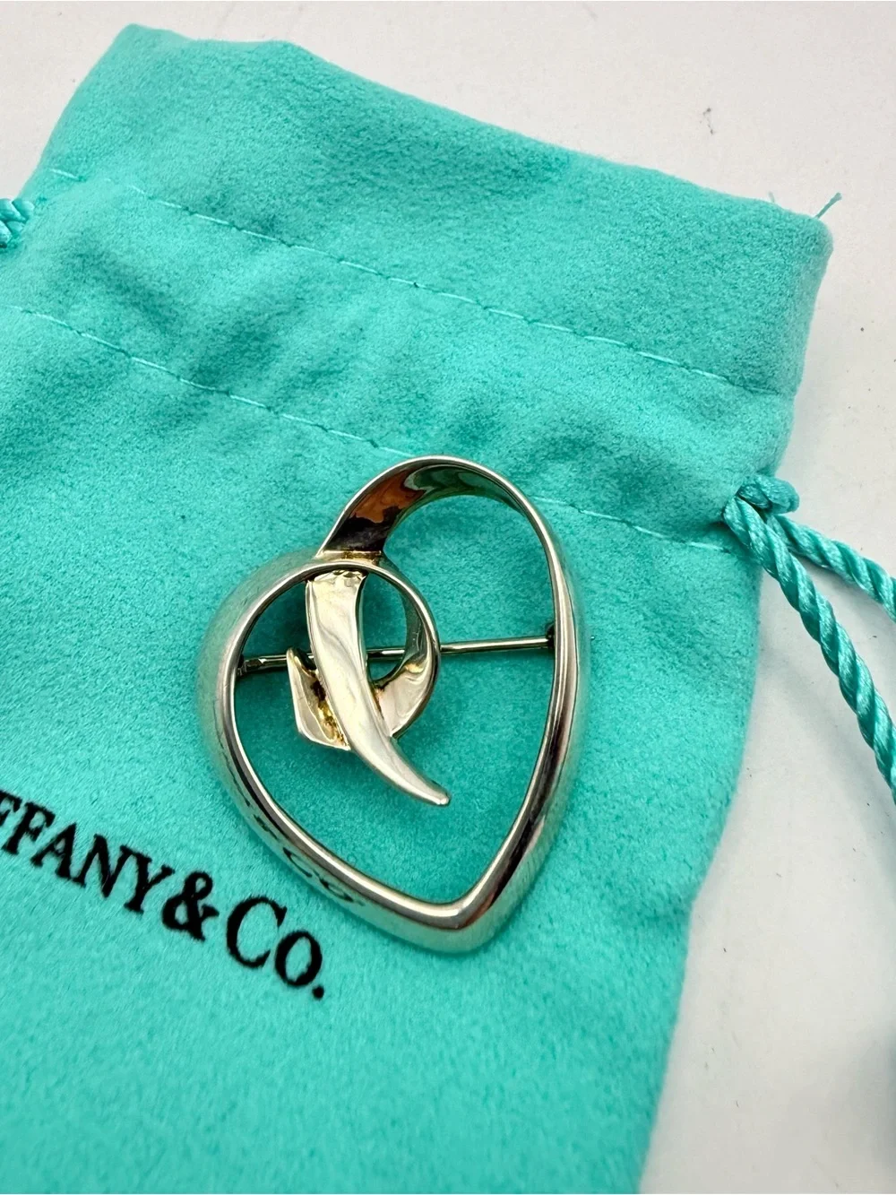 Tiffany & Co. Paloma Picasso 925 Sterling Silver Heart Pin Brooch 5.1g Vintage
